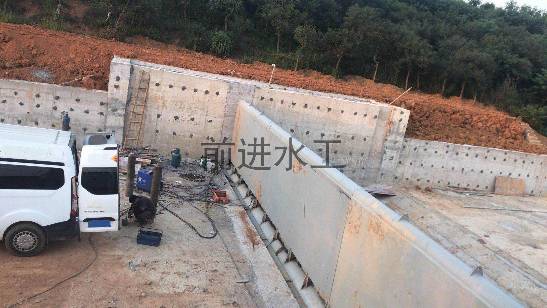 �ӱ�Һ��䓉����a