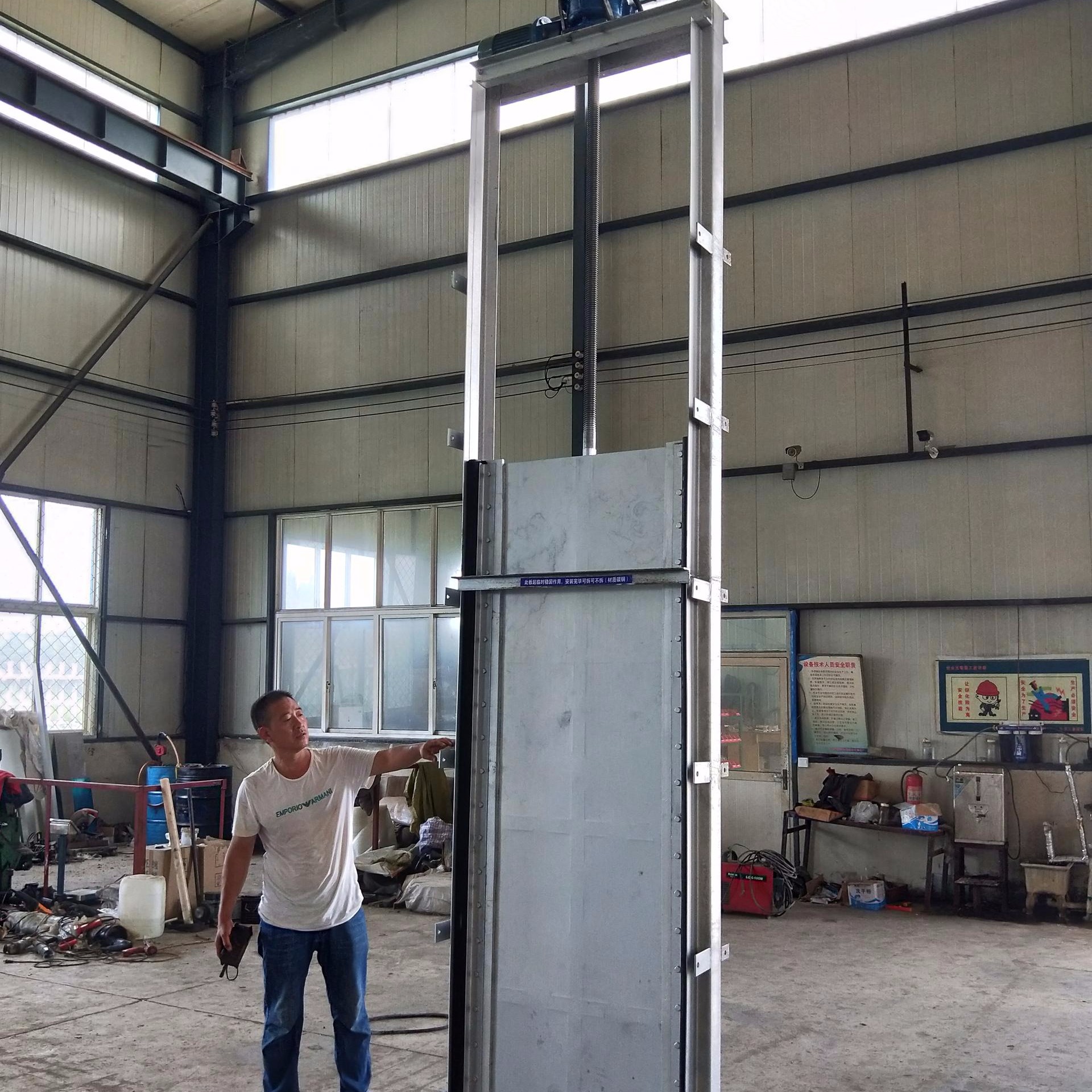 ���P䓙C�lһ�w�l�T�r��